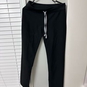 Figs Livingston black scrub pants